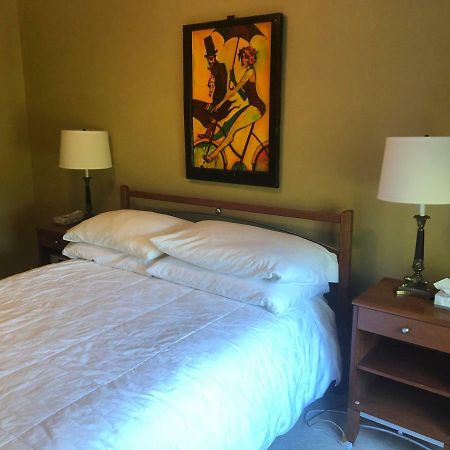 Huron River Guest House Ann Arbor Ngoại thất bức ảnh